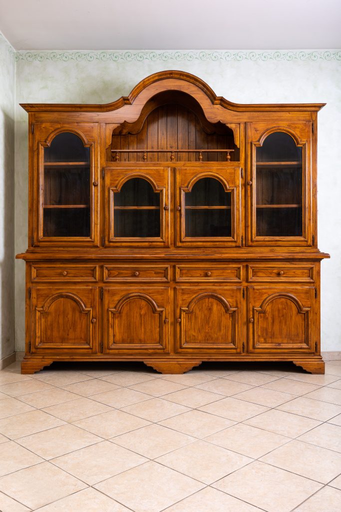 Arch-top sideboard “don miguel”